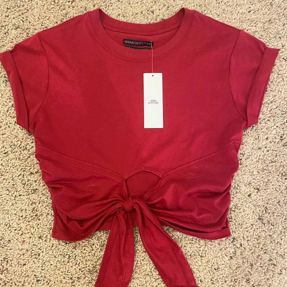 URBAN OUTFITTERS Top